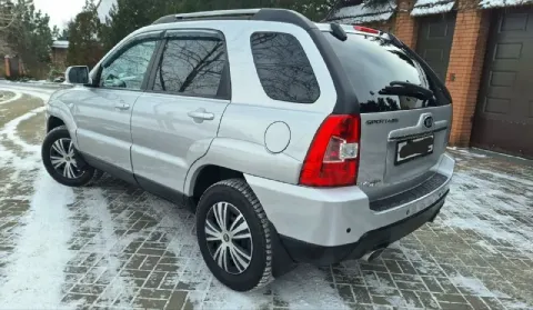 Продаю kia sportage ii рестайлинг 4wd внедорожник
Год выпуска 2011
Двигатель кпп техническая часть в... - фотография