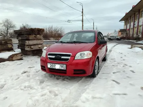 Продам chevrolet aveo 2008 года в редком цвете очень красивом. С пробегом 121.000  тысяч родного. С ... - фотография