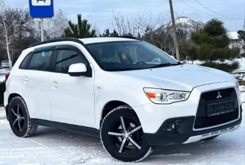 Продам mitsubishi asx,  
2011 Года выпуска, объём двигателя 1.6 117 л. С, 184.000 пробега родной!, к... - фотография