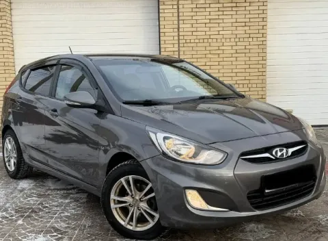 Продам hyundai solaris 2012 года пробег 165.000 родной, готов на любые проверки ! 1.6 механика состо... - фотография