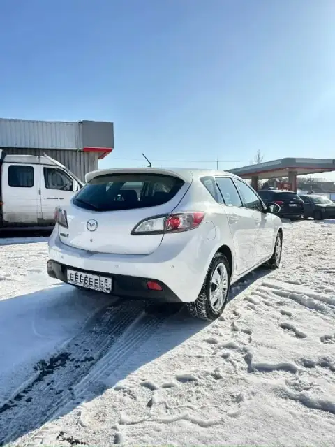 Продам mazda 3 bl, 2010 г выпуска, 1.6 на автомате aisin. Комплектация: эур, аbs, esp, аirbаg, 4 эл.... - фотография