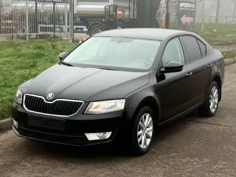 🚗🅰️🅰️🅰️ 🚘марка: škoda octavia a7 ⚙️двигатель: 1.6л ⛽️ топливо:бензин 📅год выпуска: 2014 📦кпп:автомат... - фотография