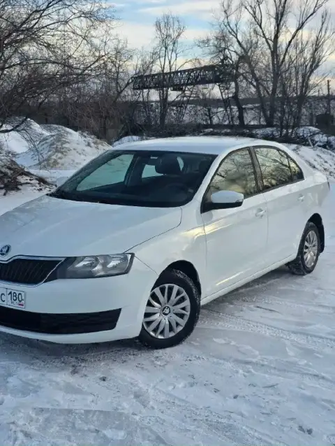 Автор: продам skoda рапид 2019 г. В пробег 166 000 км объем 1.6 л расход трасса 5.5 город 7 я хозяин... - фотография