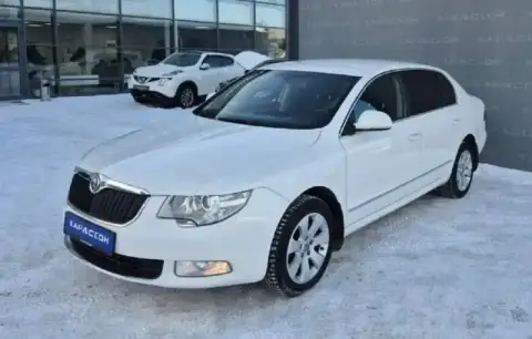 Продам skoda superb 2012 года в отличном состоянии. Двигатель 1.8(152 л. С) коробка обычный автомат ... - фотография