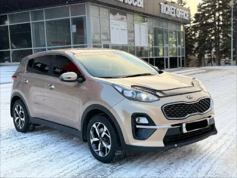 Kia sportage
Рестайлинг!
2019Г бензин 2.0 автомат
Автомобиль весь в заводском окрасе!
Один собственн... - фотография