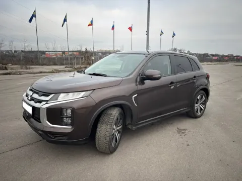 Продам mitsubishi outlander sport 2.0 cvt, 2021, 70 000 км пробег, комплектация se, покупался для се... - фотография