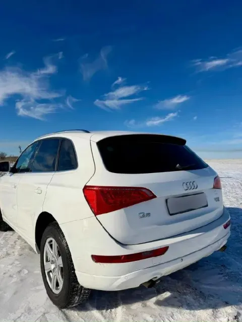 Продам audi q5 в хорошем состоянии, на очень хорошей комплектации и надёжной, объем двигателя 2.0 ту... - фотография