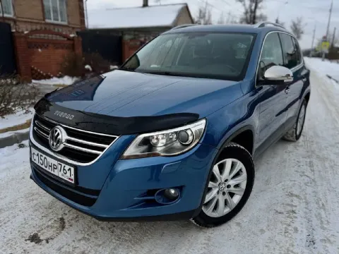 Volkswagen tiguan год 2010 двс 2.0 бензин кпп автомат aisin привод - 4wd пробег 183т. км цена 1.190.... - фотография