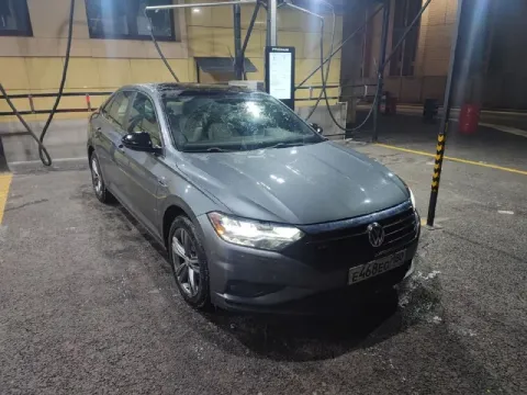 Volkswagen jetta 7 (2018) r-line 1 740 000 ₽ 1.4t мотор, 147 л. с. 8 ст aisin 105к одометр комлпекта... - фотография