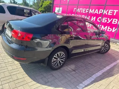 Volkswagen джета. 2013 год. состояние очень хорошее. вид шикарный. коробка автомат. я собственник. к... - фотография