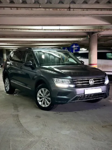 🚗 в продаже: volkswagen tiguan, 2-е поколение, 2018-й модельный год. бензиновый мотор объёмом 2.0 ли... - фотография
