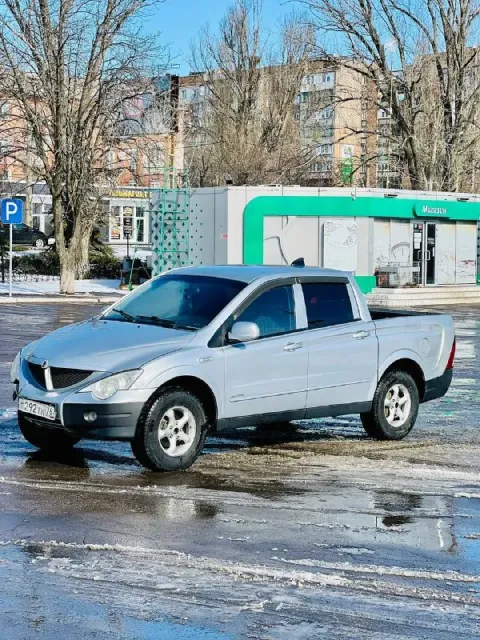 Продам ssangyong actyon sports 2.0 мт 4wd 2012 год машина в отличном состоянии двигатель работает ид... - фотография