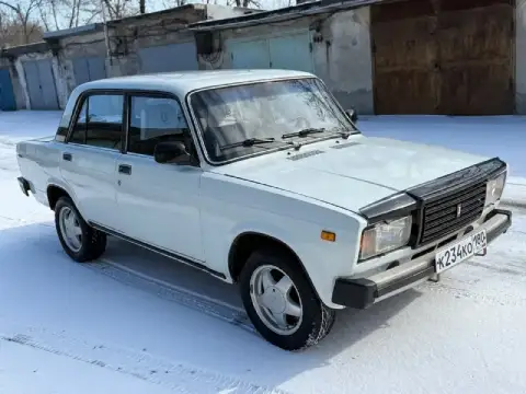 💶 Цена: 220000 ₽
🚘 Марка / модель: ваз 2107
📅 Год выпуска: 1993
📊 Пробег:98.500 км.
⛽ Двигатель: бен... - фотография