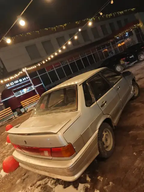 🚘Продам ваз 2115
Дно, пороги поварены, стаканы полностью целые, по внешке косяки видно на фото, на е... - фотография