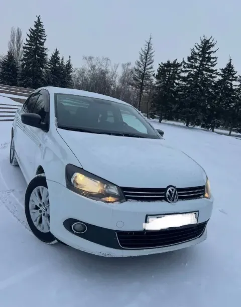 Продам volkswagen polo ( volkswagen поло) 2014 г. в. 1.6 мт 190 тыс. пробег. максимальная комплектац... - фотография