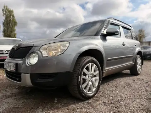 Продам skoda yeti.
Год: 2010🔥🔥
Объем: 1.2 tsi🚀🚀
Пробег: 190.000🤌
Коробка: ат🥱
Двигатель автомобиля п... - фотография