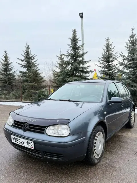 Продам volkswagen golf 4 2003 года выпуска. двигатель: 1.6 бензин. коробка: механика. пробег: 260.66... - фотография