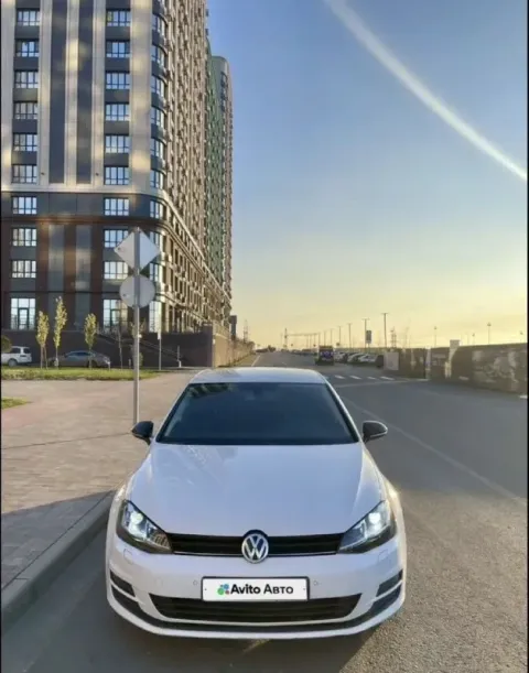 В продаже volkswagen golf 7 tsi 2014 79597021496 тг цена 1.4 млн 🍋 +79597021496 1.2 tsi мотор 110 л... - фотография