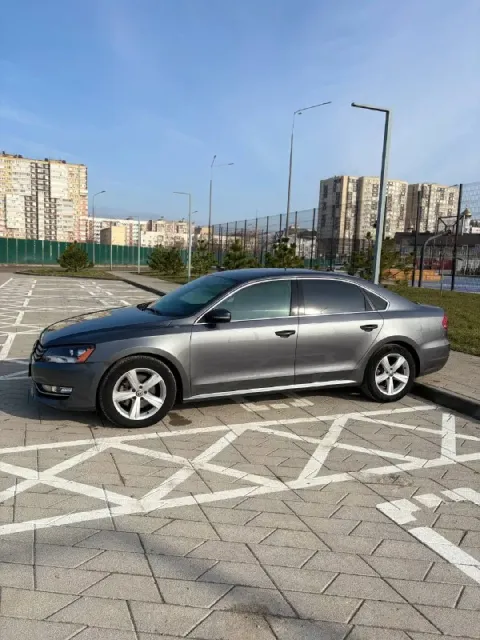 Volkswagen passat b7 я - один хозяин. пригнан мной в декабре 2017 с пробегом 26000. сейчас пробег 18... - фотография