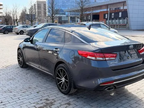 Kia optima 2016г 2.4 акпп
Автомобиль в отличном состоянии
Весь обслужен есть заказ наряд на 200т руб... - фотография