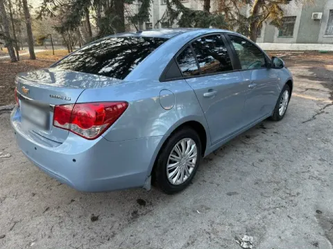 Продам chevrolet cruze мотор 1.6 акпп пробег 185 тыс. Подтвержден автотекой и состоянием автомобиля.... - фотография