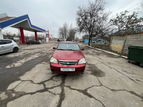 Собственник !!!
Продам лачетти 2007 года в кузове универсал.
Объем двигателя 1.6
Пробег 269000 км ( ... - фотография
