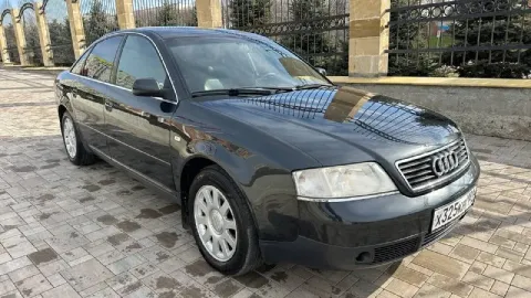 Audi a6 c5. коробка автомат, объем 2.4 бензин, год 1998, пробег 263т, км, по мотору работает хорошо... - фотография