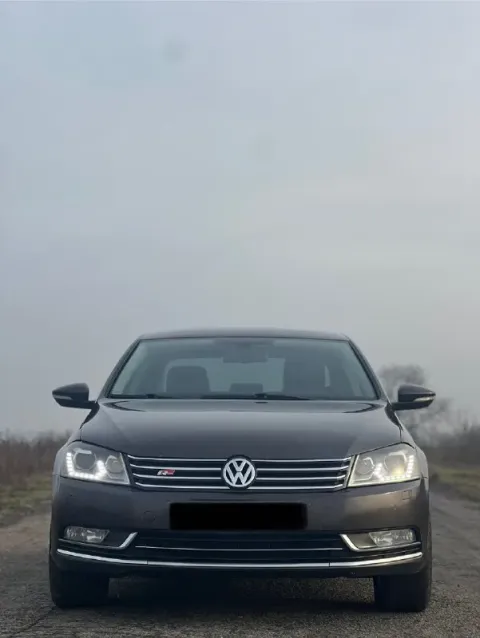 Продам volkswagen passat b7 2012 г. двигатель 1.8 (после кап. ремонта) коробка dsg (новый мехатроник... - фотография
