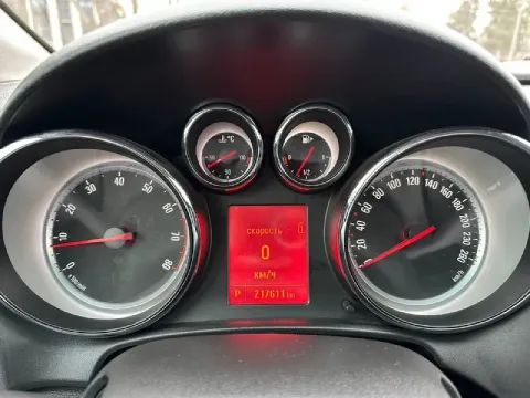 Opel astra j 1.6at 2013 218000км машина в отличном внешнем и техническом состоянии, максимальная ком... - фотография