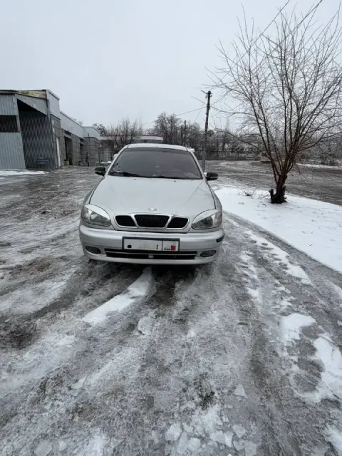 Марка автомобиля: daewoo сенс
Год выпуска: 2002
Пробег: 220000 км
Объем двигателя: 1.3
Описание: два... - фотография