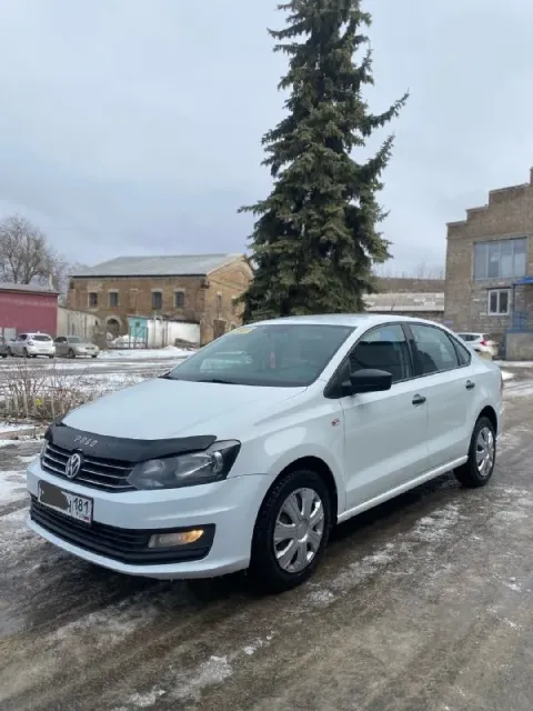 Продам volkswagen polo 2019 года, оригинальный пробег 143 тыс. км. по документам второй собственник,... - фотография