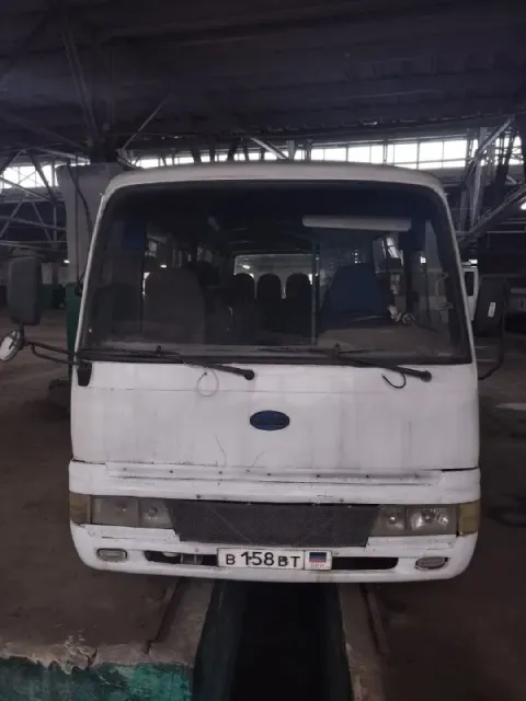 Продам автобус jac 2005 года выпуска. хорошее состояние, сел и поехал. 18 посадочных мест. недостатк... - фотография