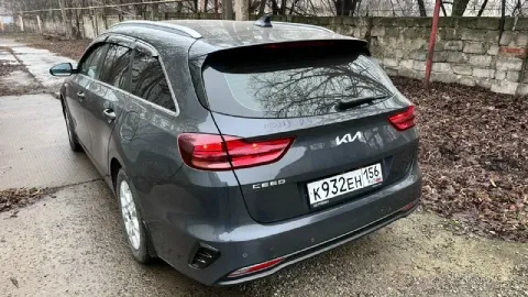 Kia cee'd конец 2021 года выпуска рестайлинг (самый крайний кузов) продам авто, я владелец по всем д... - фотография