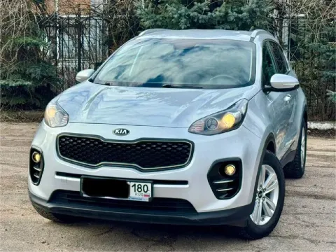 Kia sportage официал
2017 Год выпуска
Эксплуатация с 2018 года
Двигатель 2.0 бензин
Коробка автомат
... - фотография