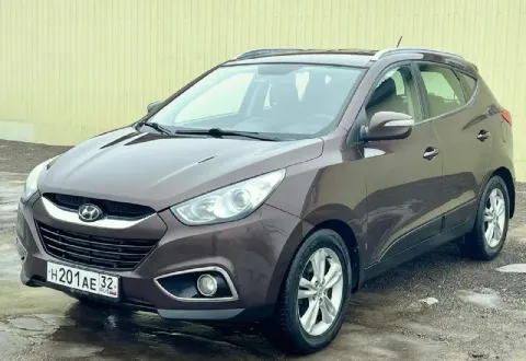 🔥 hyundai ix35🔥 в шикарном состоянии! ✅в эксплуатации с 2011г ✅ 2.0 ✅бензиновый (атмосферный) ✅короб... - фотография