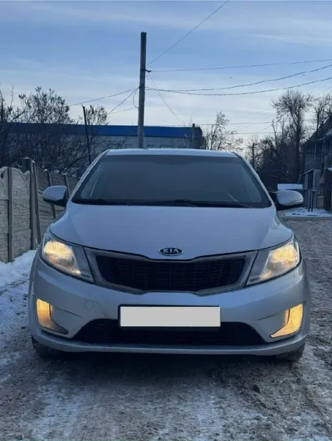 Продам 650000₽ г. Донецк днр kia рио 2011г. 240000 коробка механика двигатель 1,6 бензин продам свой... - фотография