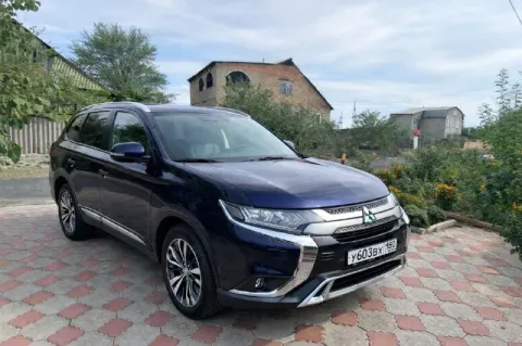 Mitsubishi outlander iii 2021
Рестайлинг
2.4 Акпп awd
167 Л. С.
Пробег 40 тыс. Км

🔥Машина дилерская... - фотография