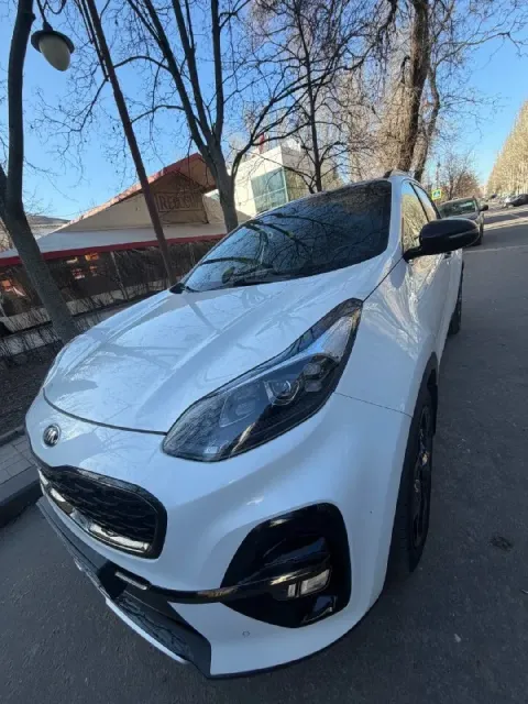 Продам kia sportage 2019 привод передний, 2.0 на 184 л. с., 8 а/т, весь кузов в родной краске, без п... - фотография