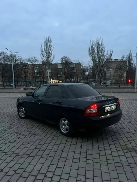 Срочно! собственник! ваз приора ( ваз priora) 2007 год пробег 184.000км двигатель 1.6 16 клапанный.... - фотография