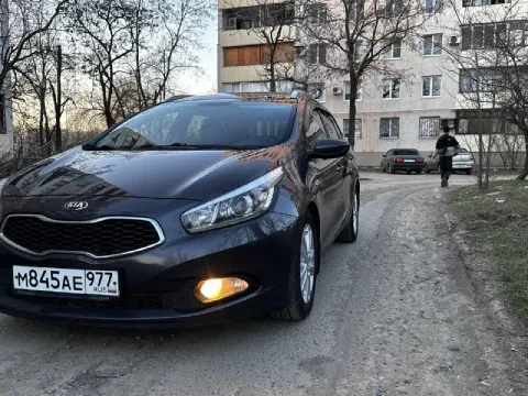 Продам кию сид в идиальнейшем состоянии автомобиль без дтп 1000 процентов имеет два косметических ок... - фотография