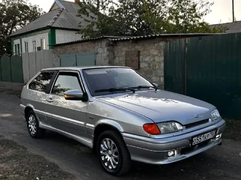 Продам ваз 2113 2011 года автомобиль в отличном состоянии без каких либо вложений по двигателю все в... - фотография