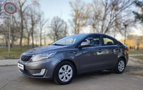 Продам
Кia rio 1.6 ат 2014,модельный ряд 2015.
По факту 1 собственник.
51000 Подтвержденный пробег. ... - фотография