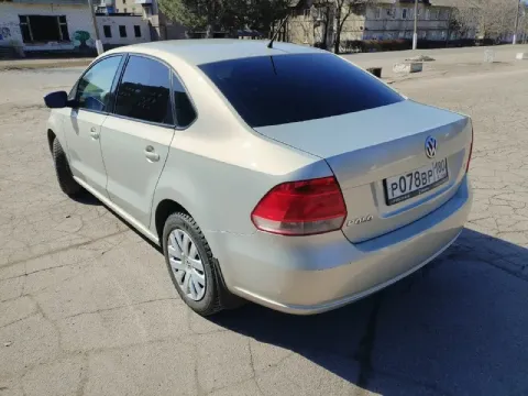 Енакиево, продам volkswagen поло, 1.6, механика, в хорошем состоянии, пробег 190 000, техосмотр прой... - фотография