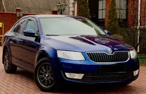 Продам skoda octavia 2015 год выпуска с мотором 1.6 бензин, коробка автомат (обычный гидротрансформа... - фотография