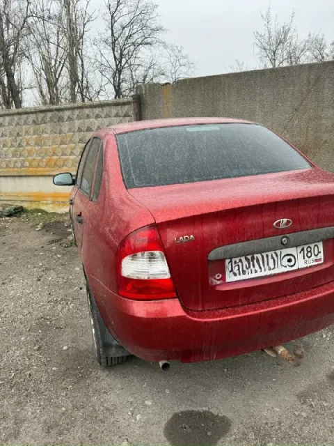 Продам ваз калина 🚗 2006 год. газ 💨 бензин⛽ родной пробег 210.000 км. мотор без нареканий, масло не... - фотография