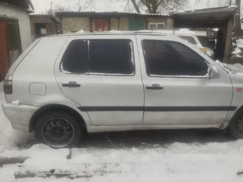Продам или обменяю volkswagen гольф 3 1993 года двигатель 1.6 коробка кпп, электрика все работает по... - фотография