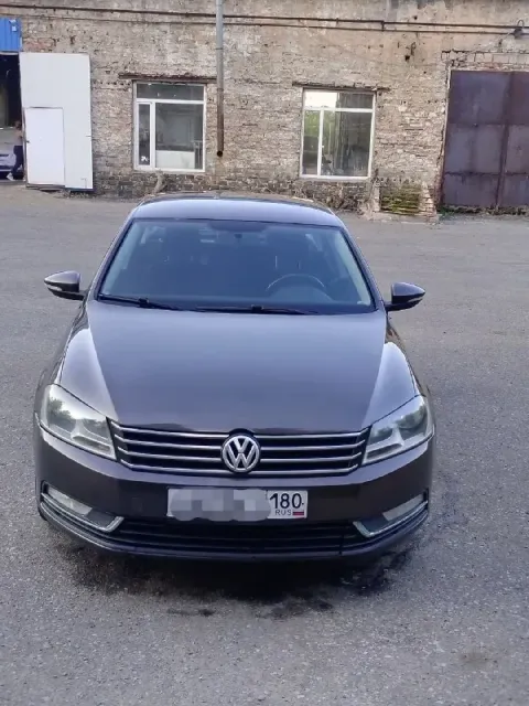 Продам vw passat b7 2012 г. выпуска. пробег 199тыс. км. двигатель 1.4т -саха без нареканий, акпп - d... - фотография