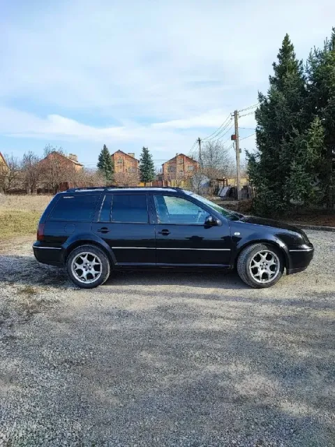 Продам volkswagen bora, 2002 года. машина для своего возраста в достойнейшем состоянии. пробег 204 0... - фотография