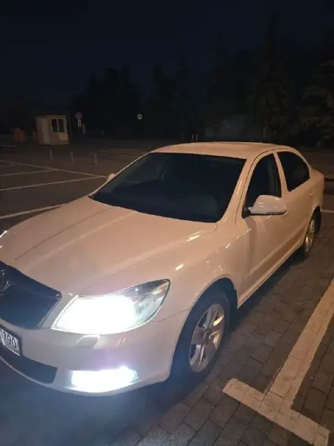 В продаже шкода октавия а 5, 2012 год. Объем 1.8 tsi (152 лошадей), коробка автомат (aisin). Пробег ... - фотография