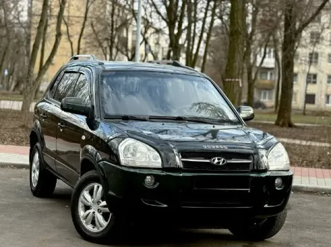 Hyundai tucson 2008 рестайлинг двигатель 2.0 бензин коробка механика родной пробег 259000 2 владельц... - фотография
